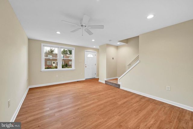 1044 E ACADEMY AVE, Glenolden, PA 19036