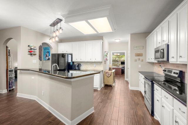 6811 Cypresswood Manor Street, Spring, TX 77379