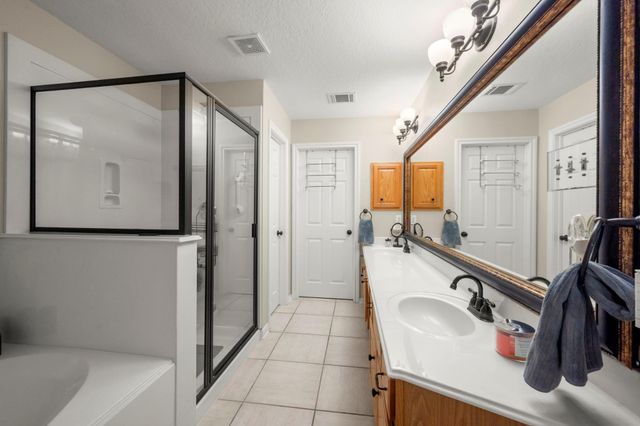 6811 Cypresswood Manor Street, Spring, TX 77379