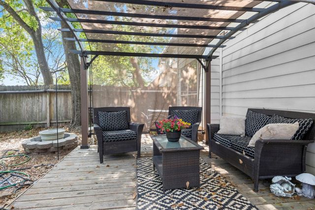 6811 Cypresswood Manor Street, Spring, TX 77379