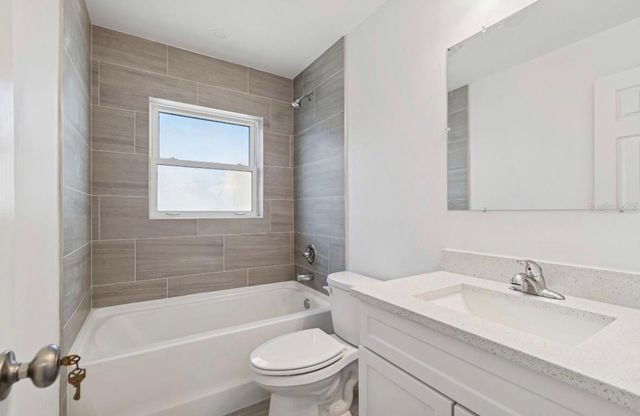 14919 N BAYSHORE DRIVE, Madeira Beach, FL 33708