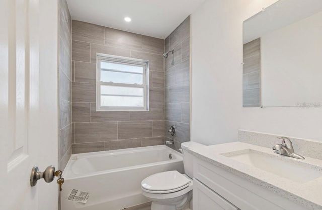 14919 N BAYSHORE DRIVE, Madeira Beach, FL 33708