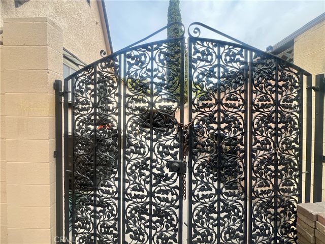 1135 S Birch, Santa Ana, CA 92707