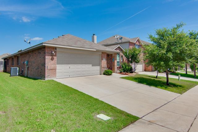 12524 Panorama Drive, Fort Worth, TX 76028