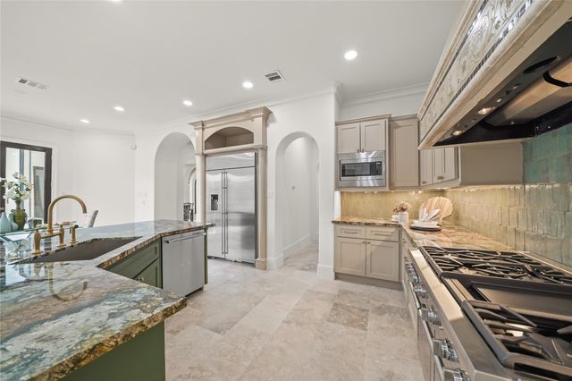 4811 Braesvalley Drive, Houston, TX 77096