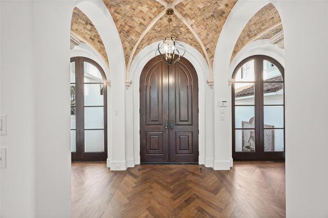 4811 Braesvalley Drive, Houston, TX 77096