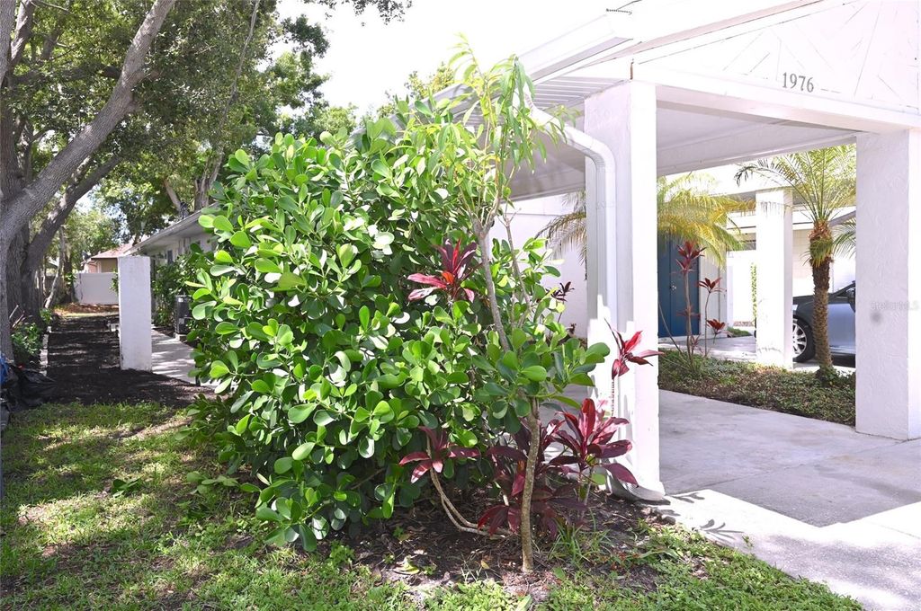 1976 DEBBIE STREET, Sarasota, FL 34231