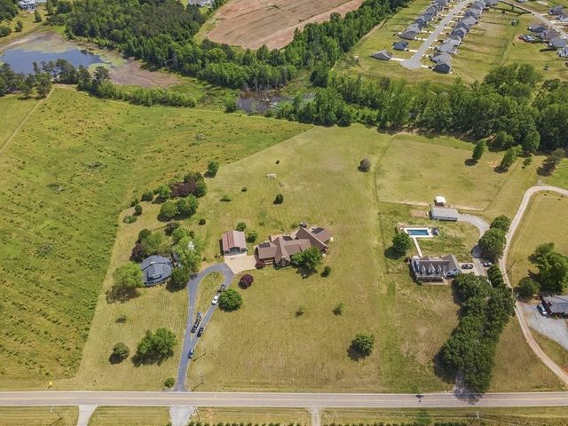 315 Mount Lebanon Road, Inman, SC 29349