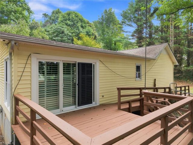 528 Wright Road, Kernersville, NC 27284