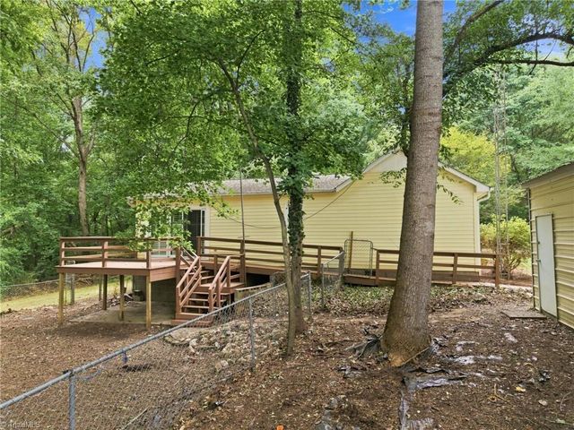 528 Wright Road, Kernersville, NC 27284
