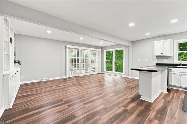528 Wright Road, Kernersville, NC 27284