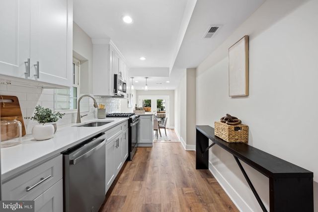 410 E FORT AVE, Baltimore, MD 21230