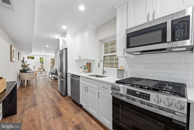 410 E FORT AVE, Baltimore, MD 21230