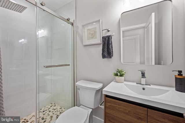 410 E FORT AVE, Baltimore, MD 21230
