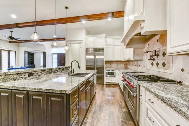 8305 Will Jordan Parkway, Bellaire, TX 77401