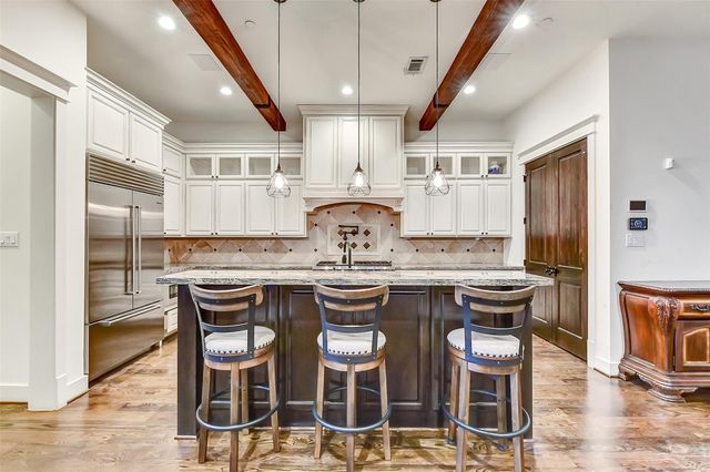 8305 Will Jordan Parkway, Bellaire, TX 77401