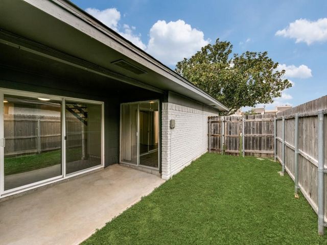 100 Trellis Place, Richardson, TX 75081