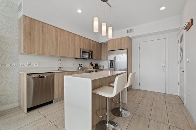 3900 Biscayne Blvd S-418, Miami, FL 33137