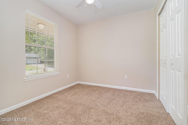 1605 TWIN OAK Lane, Middleburg, FL 32068