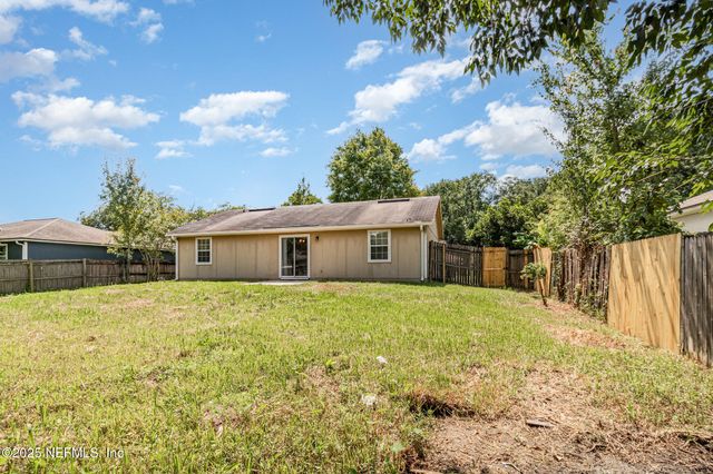 1605 TWIN OAK Lane, Middleburg, FL 32068