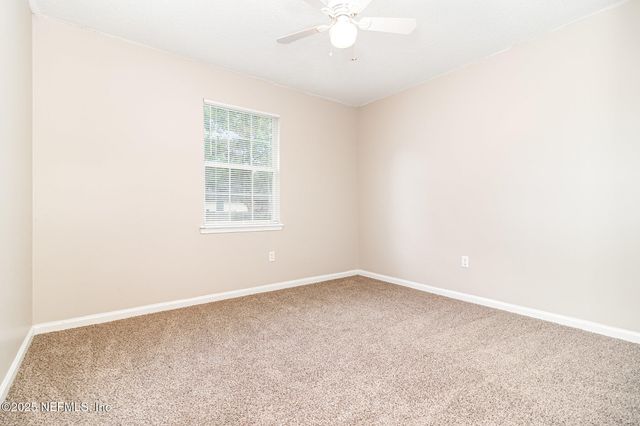 1605 TWIN OAK Lane, Middleburg, FL 32068