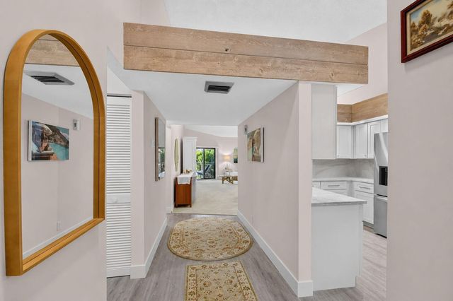 5801 N Ocean Boulevard, Ocean Ridge, FL 33435