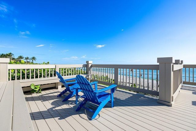 5801 N Ocean Boulevard, Ocean Ridge, FL 33435