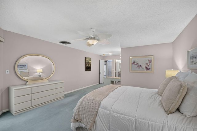5801 N Ocean Boulevard, Ocean Ridge, FL 33435