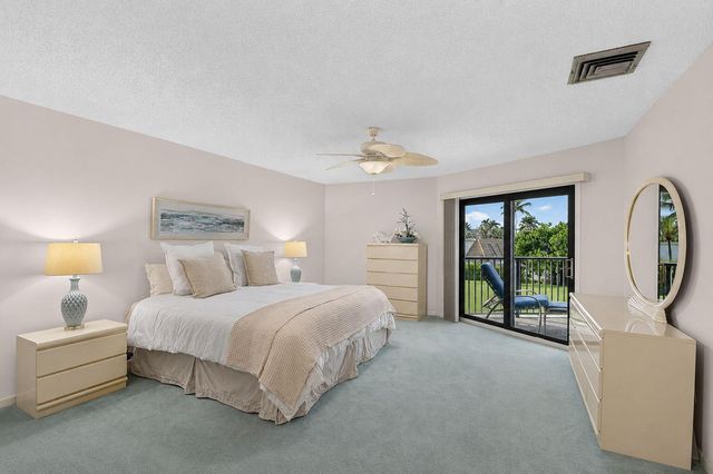 5801 N Ocean Boulevard, Ocean Ridge, FL 33435