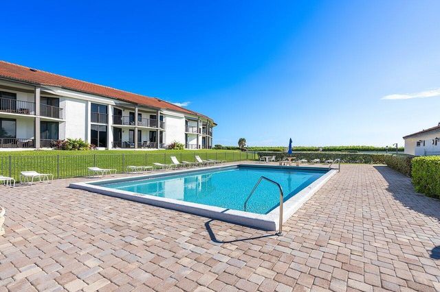 5801 N Ocean Boulevard, Ocean Ridge, FL 33435