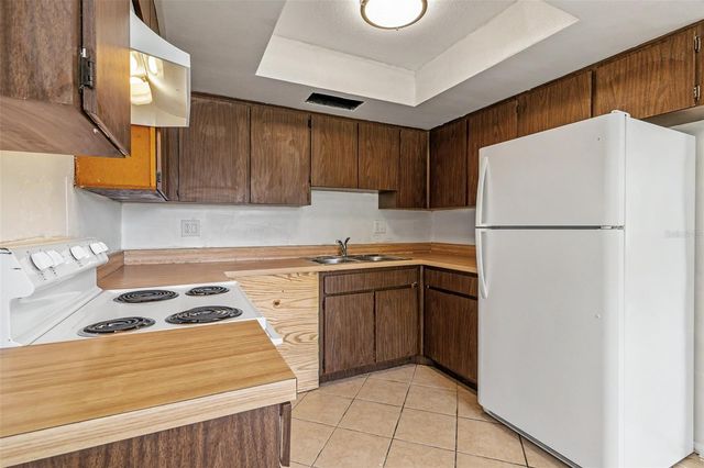 3247 DRYER AVENUE, Largo, FL 33770