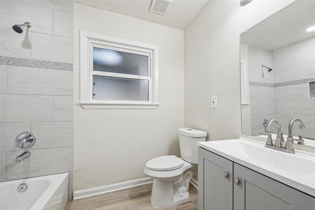 2511 Evergreen Drive, Houston, TX 77087