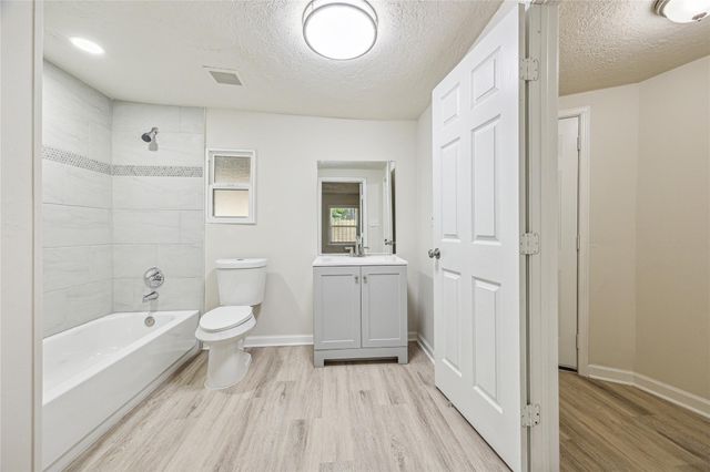 2511 Evergreen Drive, Houston, TX 77087