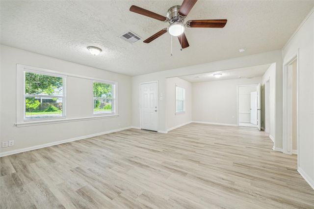 2511 Evergreen Drive, Houston, TX 77087