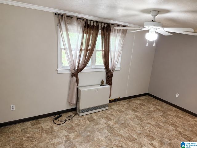 303 E PARK STREET, Sylacauga, AL 35150