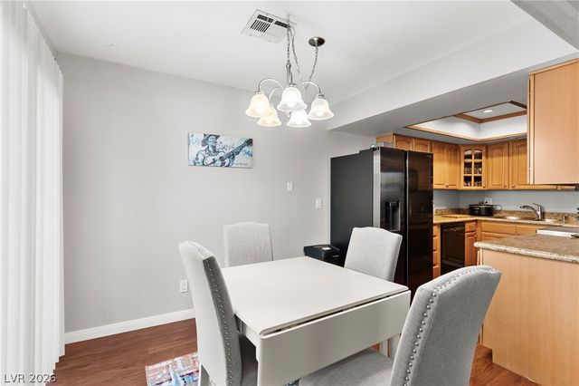 735 Apple Tree Court, Henderson, NV 89014