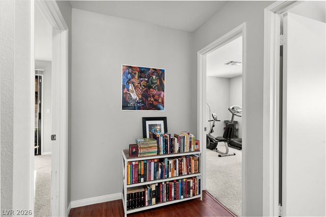 735 Apple Tree Court, Henderson, NV 89014