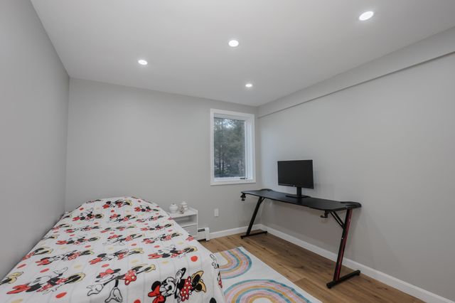 36 B Dale Road, Hooksett, NH 03106