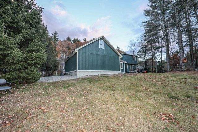 36 B Dale Road, Hooksett, NH 03106