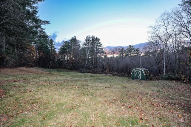 36 B Dale Road, Hooksett, NH 03106