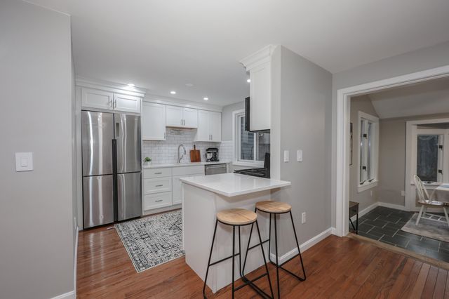 36 B Dale Road, Hooksett, NH 03106