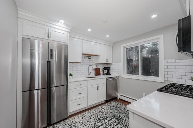 36 B Dale Road, Hooksett, NH 03106