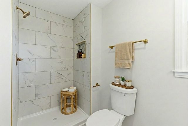 169 Wessington Pl, Hendersonville, TN 37075