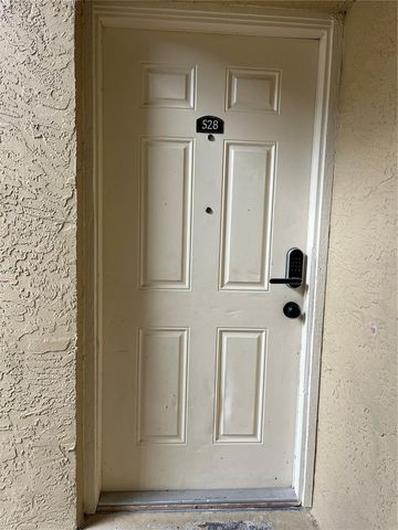 528 GOLDEN RAINTREE PLACE, Brandon, FL 33510