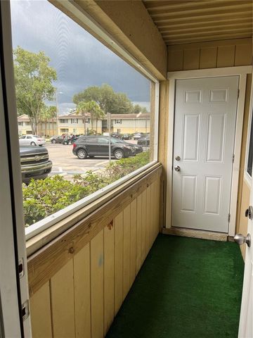 528 GOLDEN RAINTREE PLACE, Brandon, FL 33510