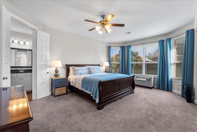 2311 Newton Branch Lane, Pearland, TX 77089