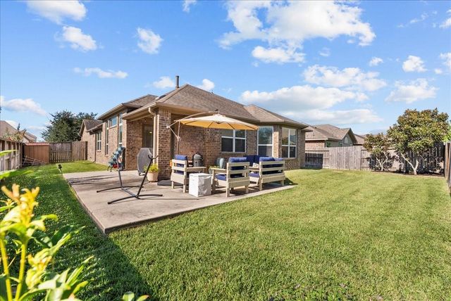 2311 Newton Branch Lane, Pearland, TX 77089