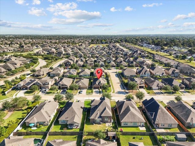2311 Newton Branch Lane, Pearland, TX 77089