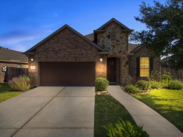 2311 Newton Branch Lane, Pearland, TX 77089