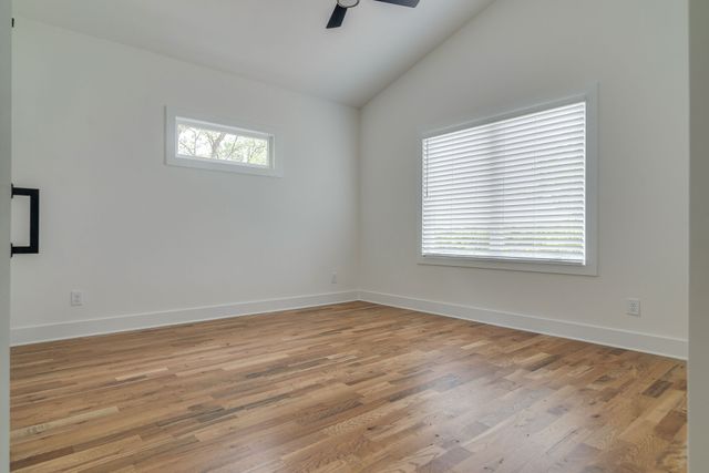2420 Stivers St, Nashville, TN 37218